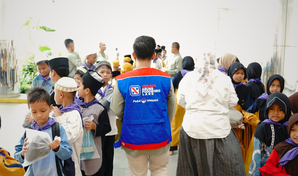 Strengthening Social Responsibility, Agung Podomoro Land Hosts Iftar with 1,300 Orphans 2
