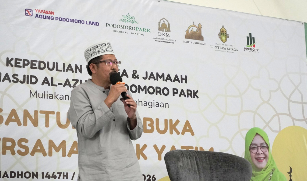 Podomoro Park Bandung Strengthens Social Care Through Aid Distribution & Fast-Breaking Event 1